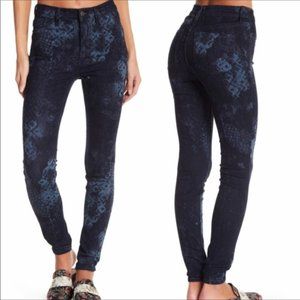 Free People Lacey Snake Print Skinny Jeans Sz 26